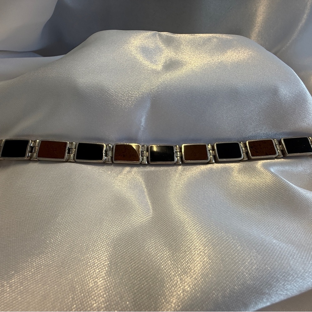 Elegant Sterling Silver Bracelet with Black Oynx and Brown Jasper Accents